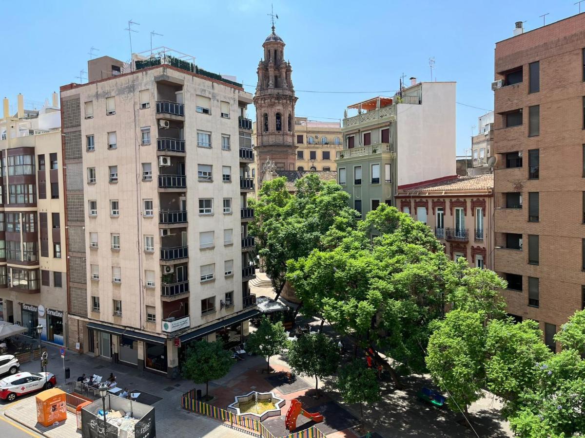 City Center Homestay Валенсия Экстерьер фото
